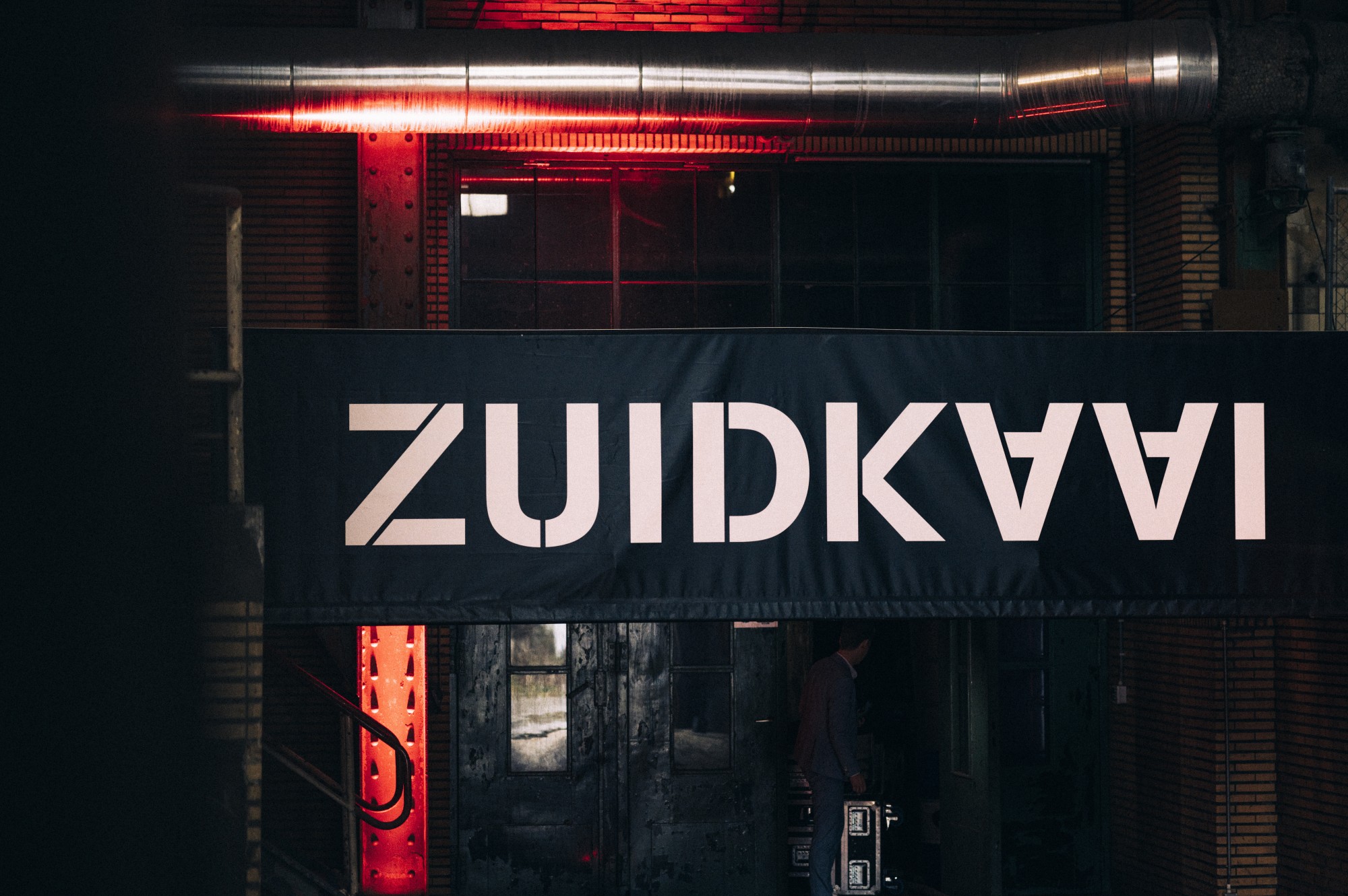 Visit Zuidkaai with Straco, Aalst